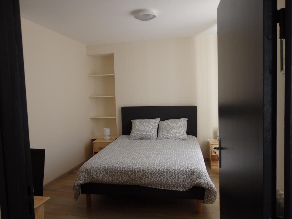 Le Merlanson Chambres D'Hotes Bez-et-Esparon Zewnętrze zdjęcie