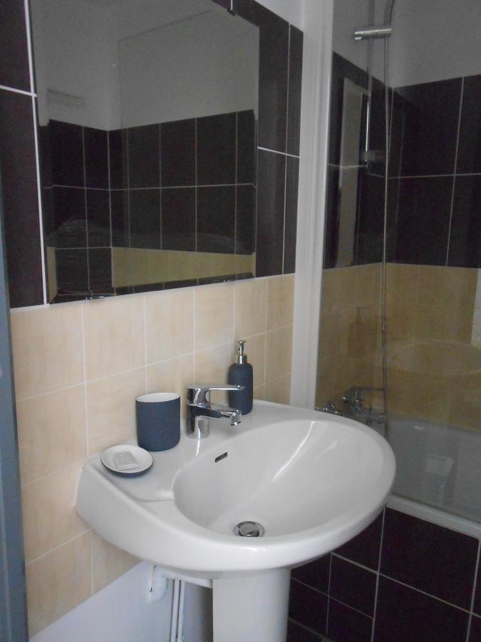 Le Merlanson Chambres D'Hotes Bez-et-Esparon Pokój zdjęcie